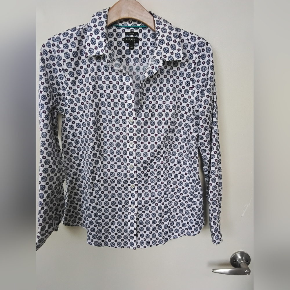 Talbots Woman's Button-Up Shirt